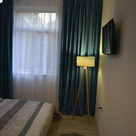 Sunrise Apartment Petroşani מראה חיצוני תמונה
