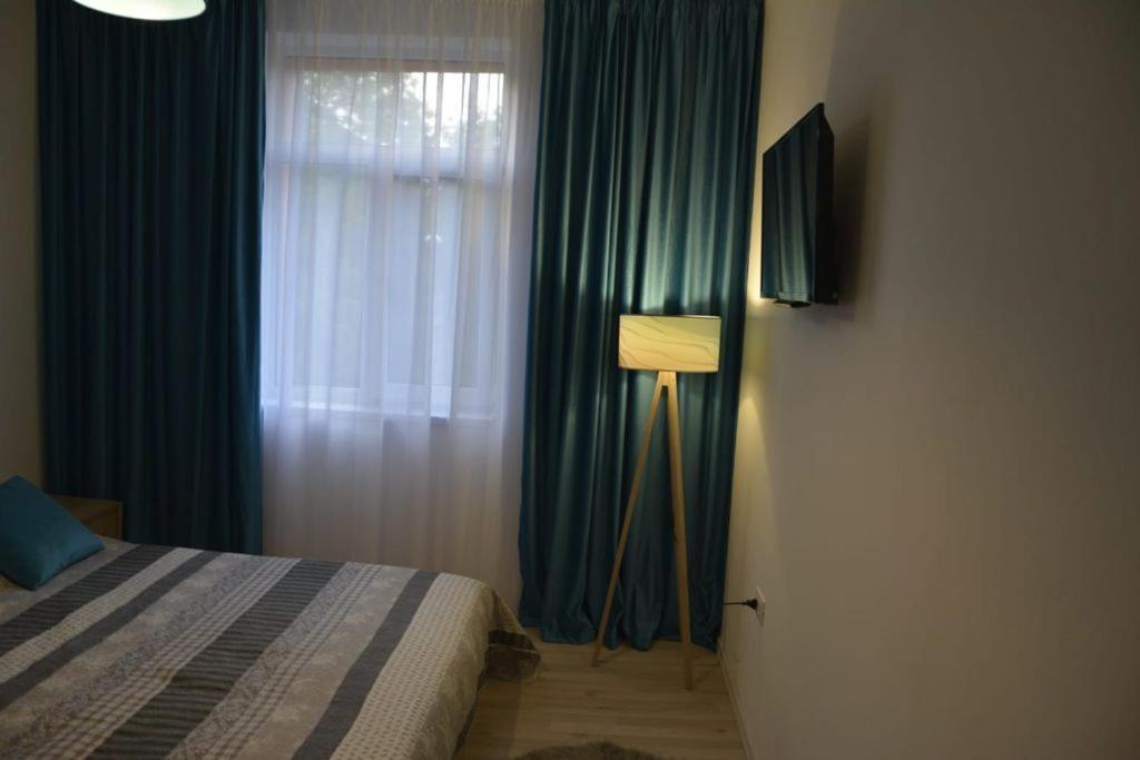 Sunrise Apartment Petroşani מראה חיצוני תמונה
